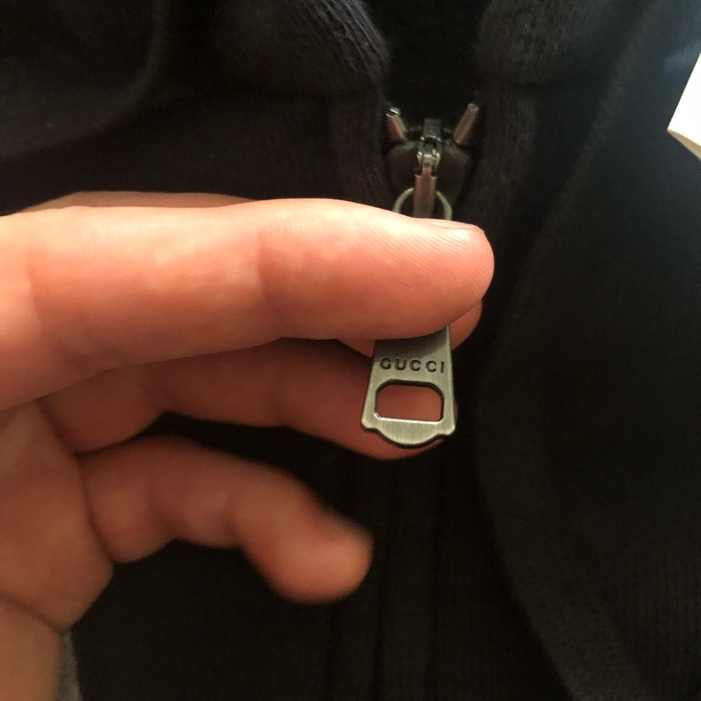 Gucci Bugs Bunny Hoodie 100% Authentic MSRP $1,980 - Picture 3 of 8